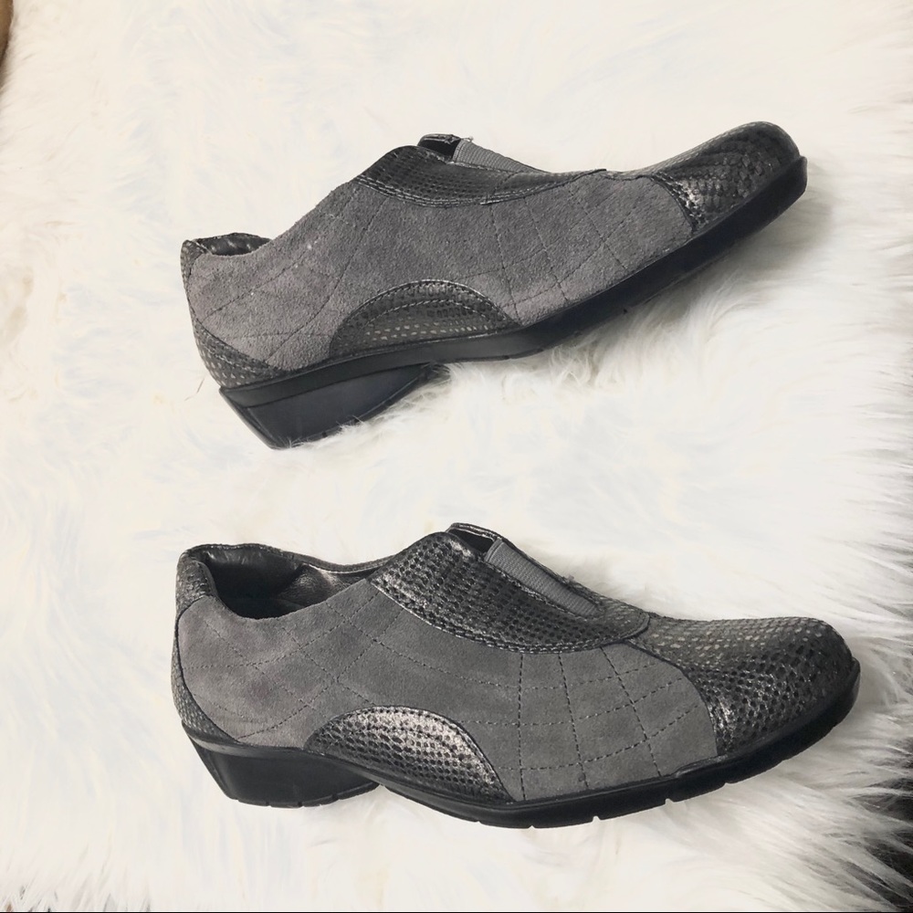 Bella Vita Sigma Slip On Loafer, Gray, 8.5 (New)